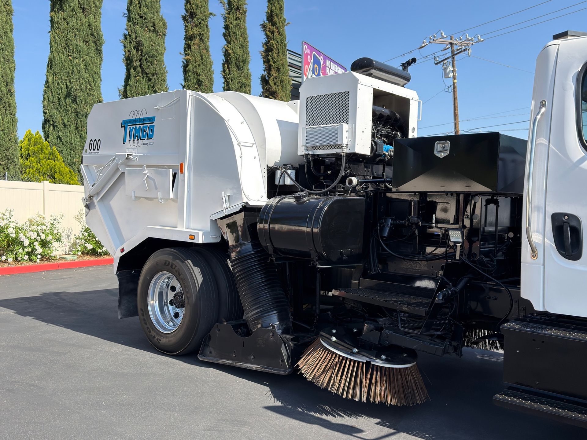 2016 Freightliner M2 photo 10