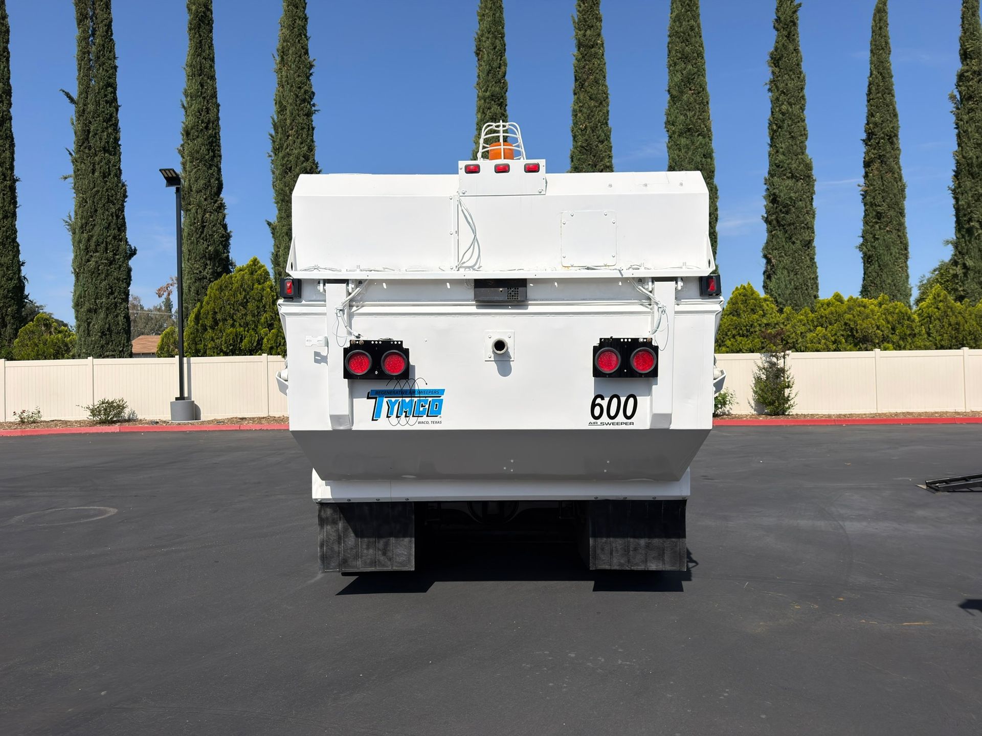 2016 Freightliner M2 photo 4