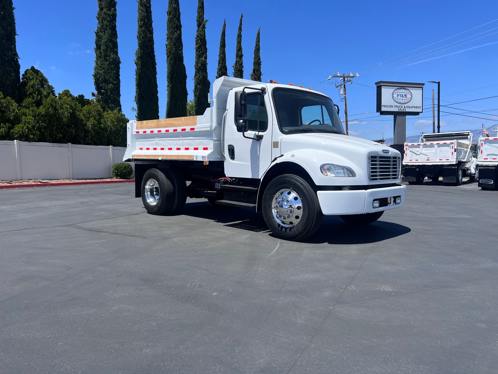 2018 Freightliner M2 photo 7