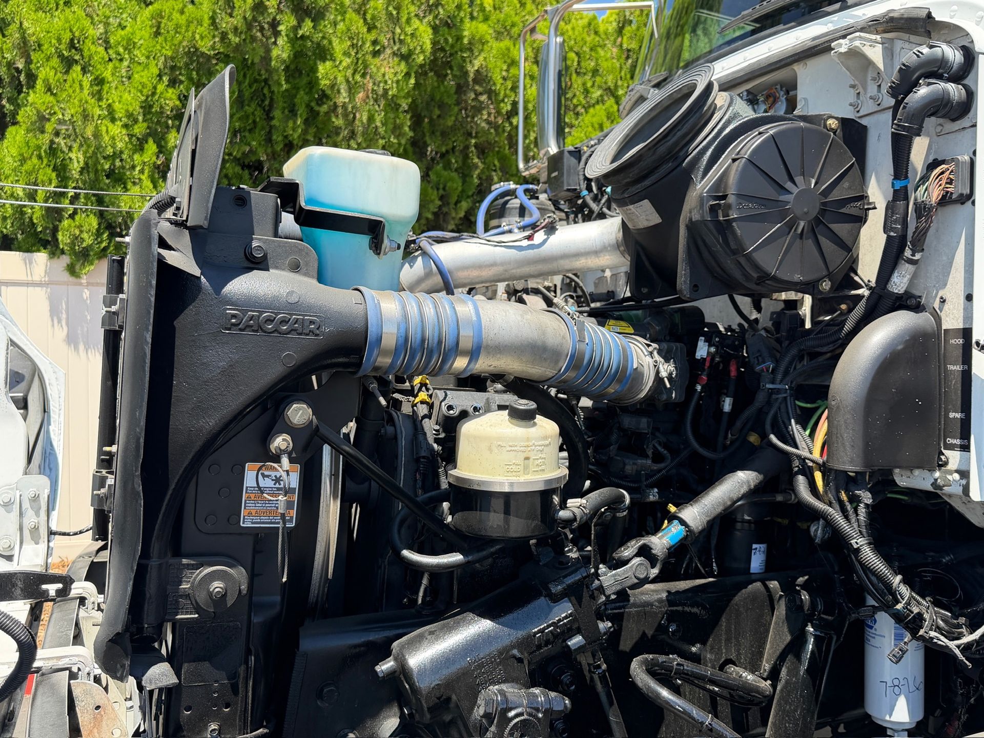 2019 Peterbilt 337 photo 17