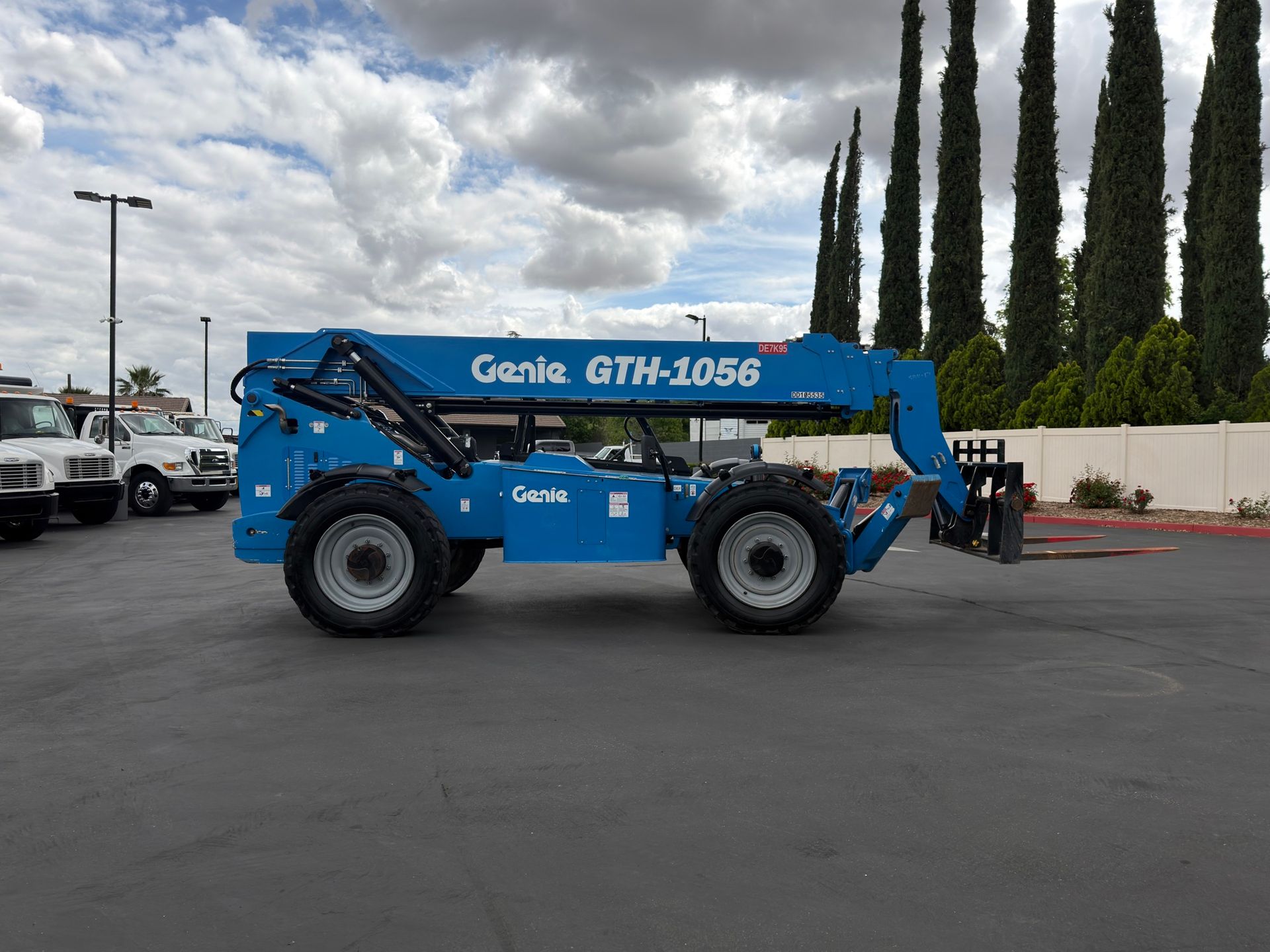 2018 Unknown GTH1056 photo 5