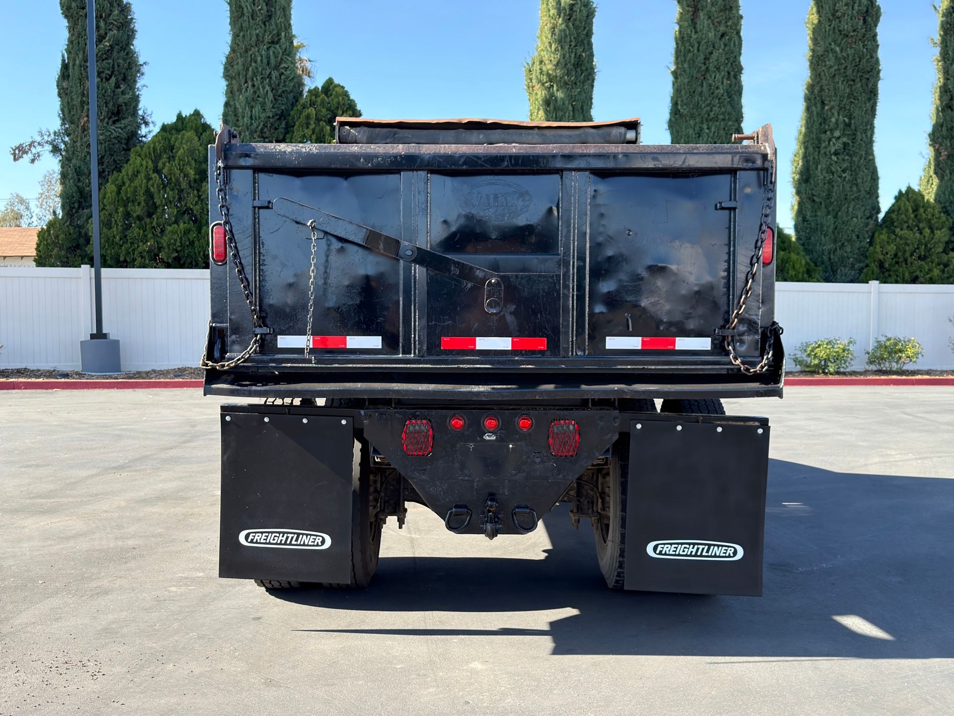 2017 Freightliner M2 photo 4