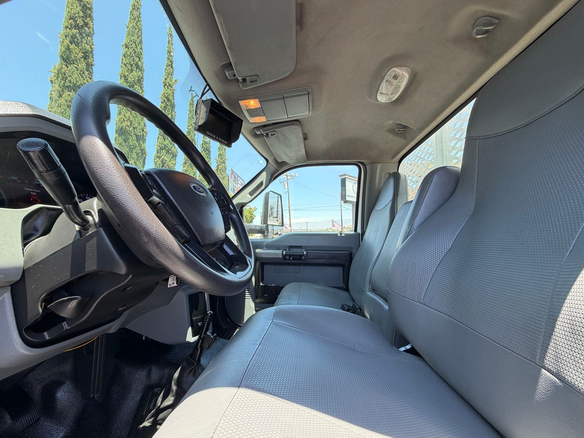 2022 Ford F650 photo 10