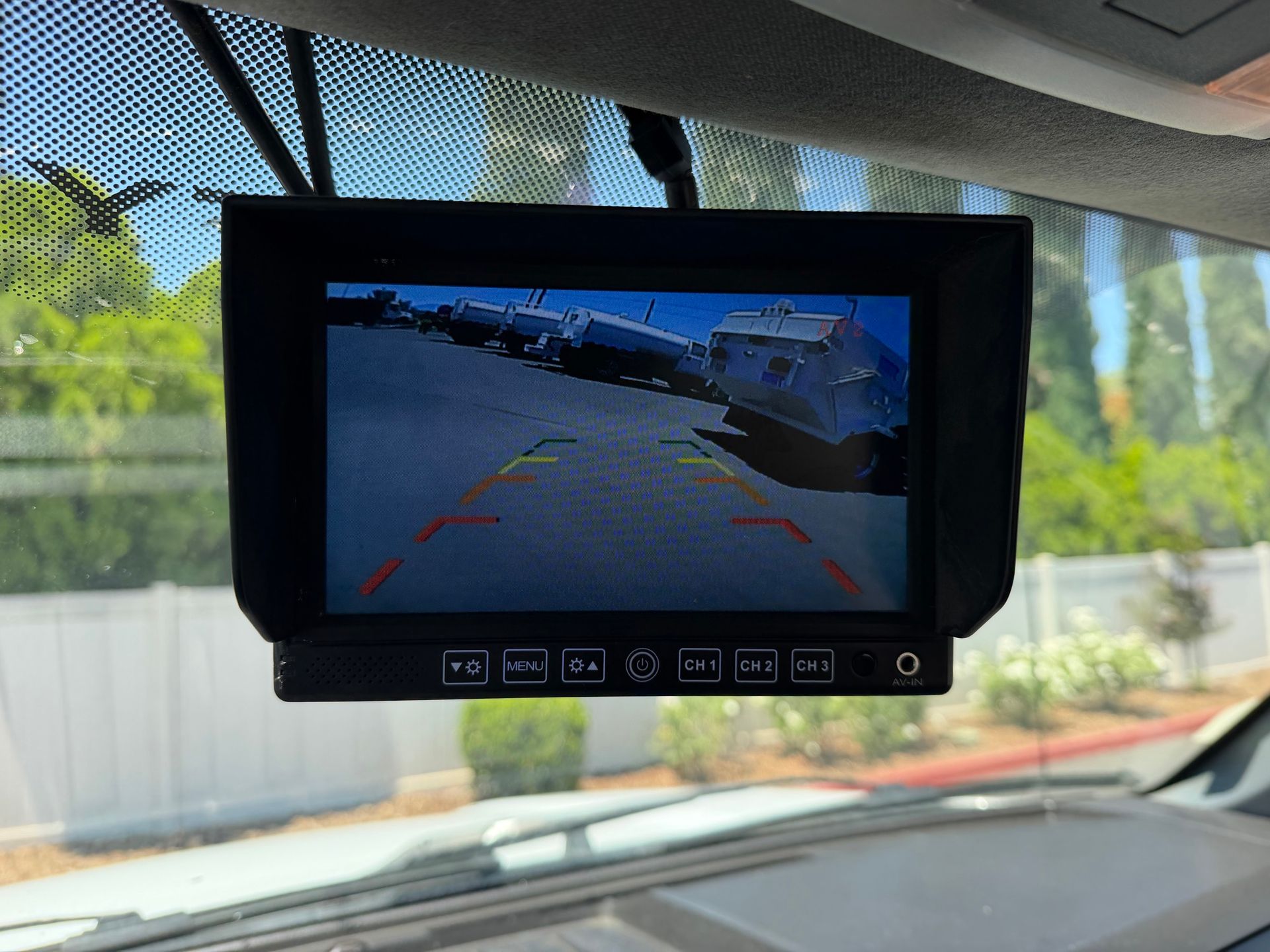 2022 Ford F650 photo 14