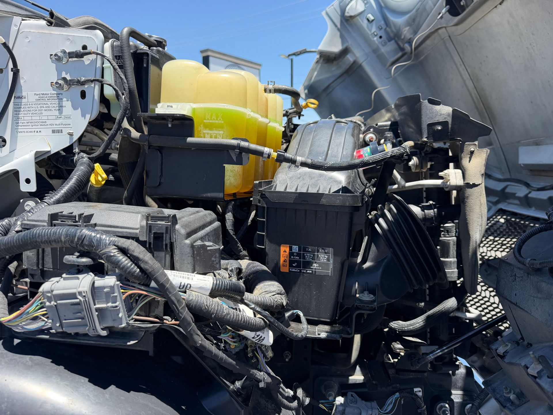 2022 Ford F650 photo 16