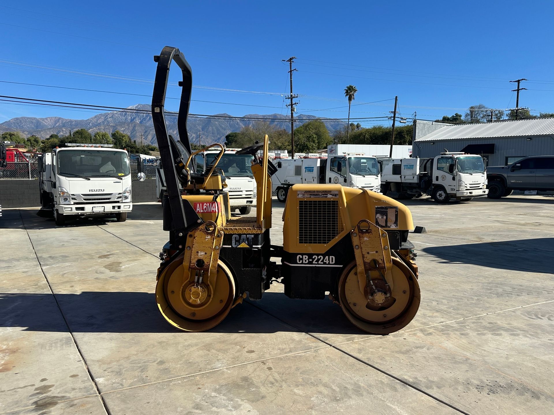 2004 Caterpillar CB-224D photo 5