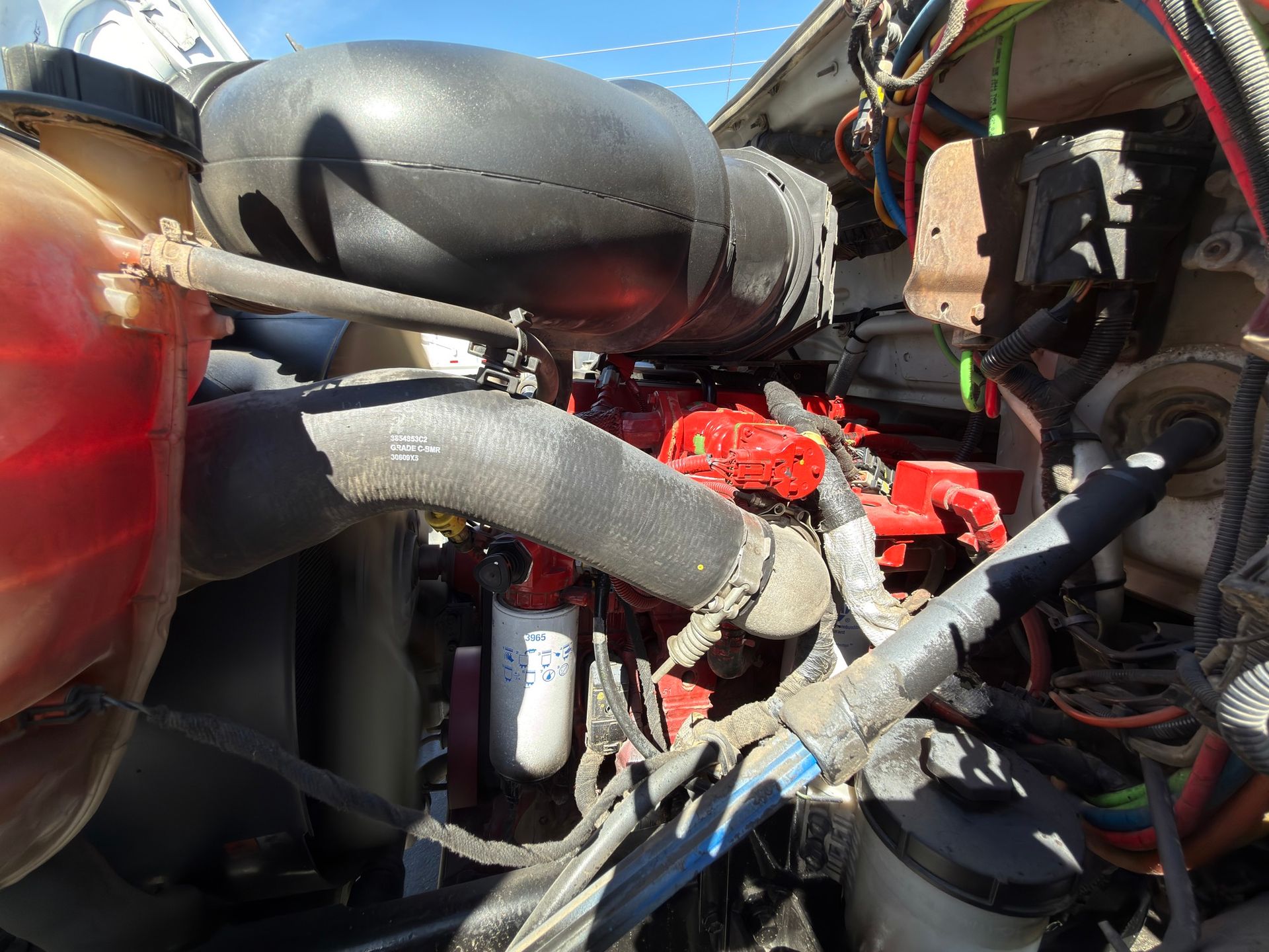 2012 Ford F750 photo 10