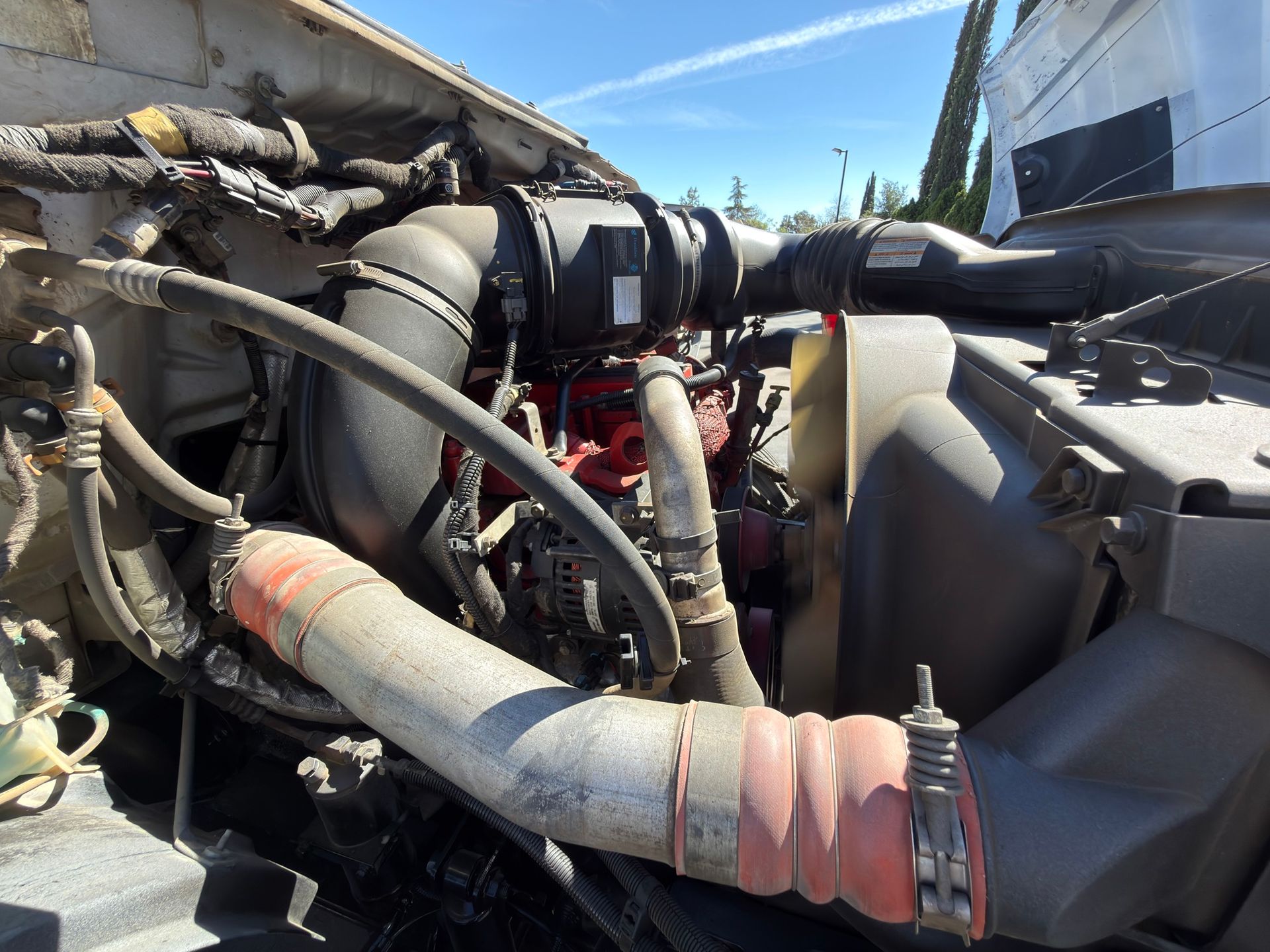2012 Ford F750 photo 11