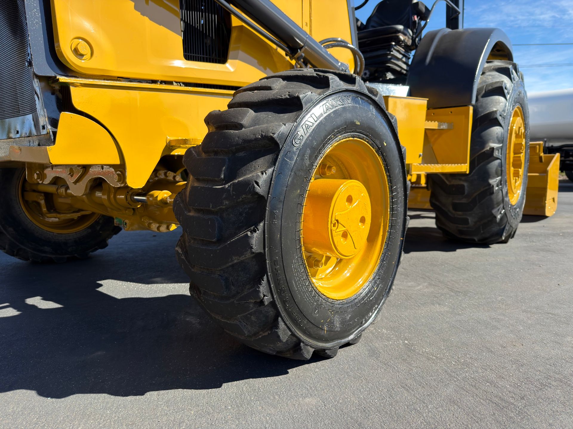 2017 John Deere 210LEP photo 7