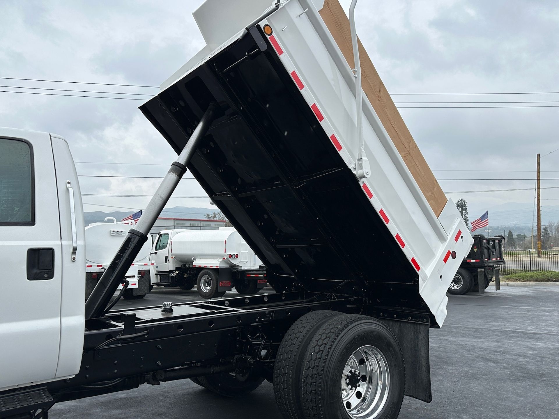 2005 Ford F650 photo 10