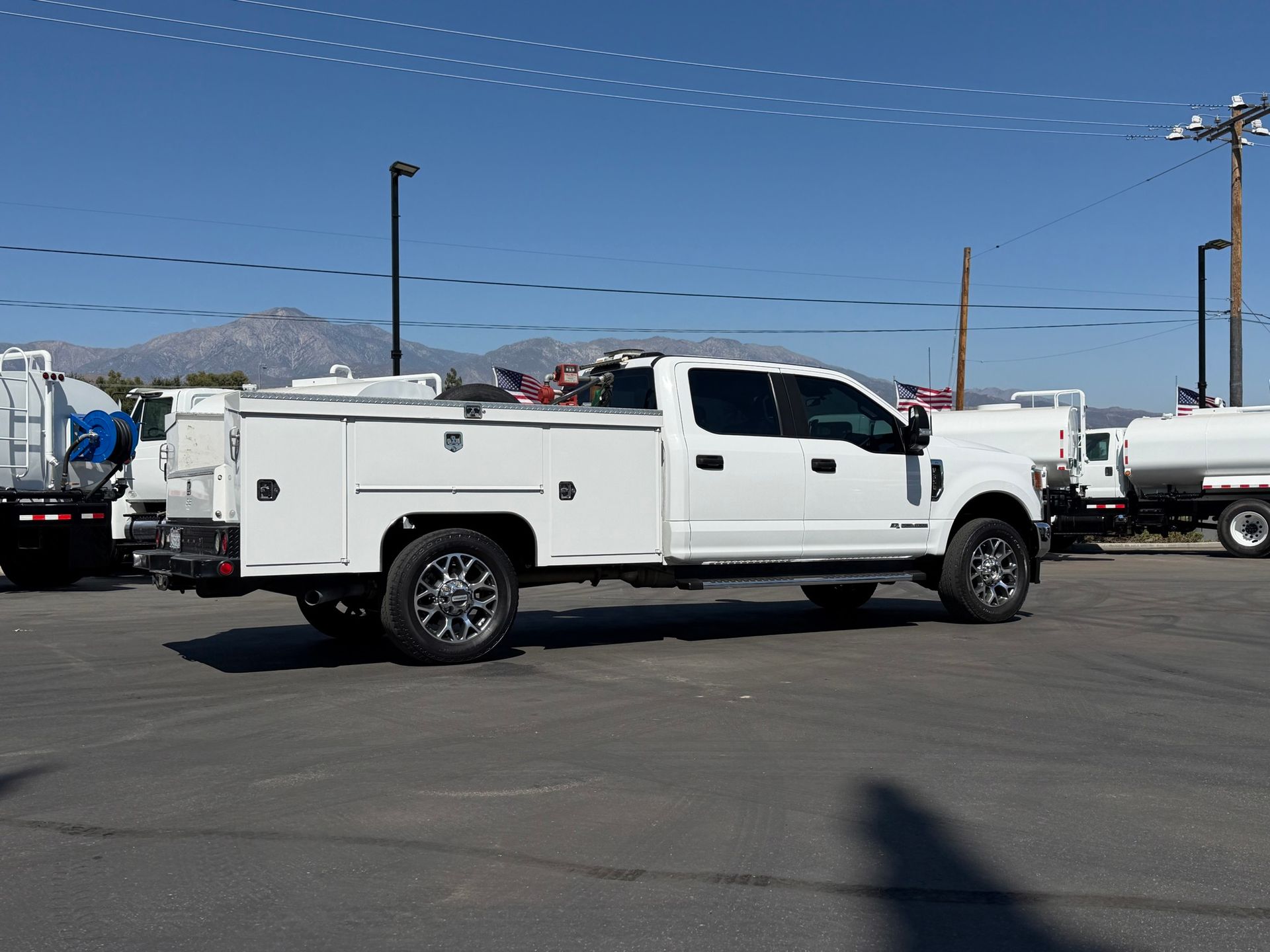 2022 Ford F350 photo 5