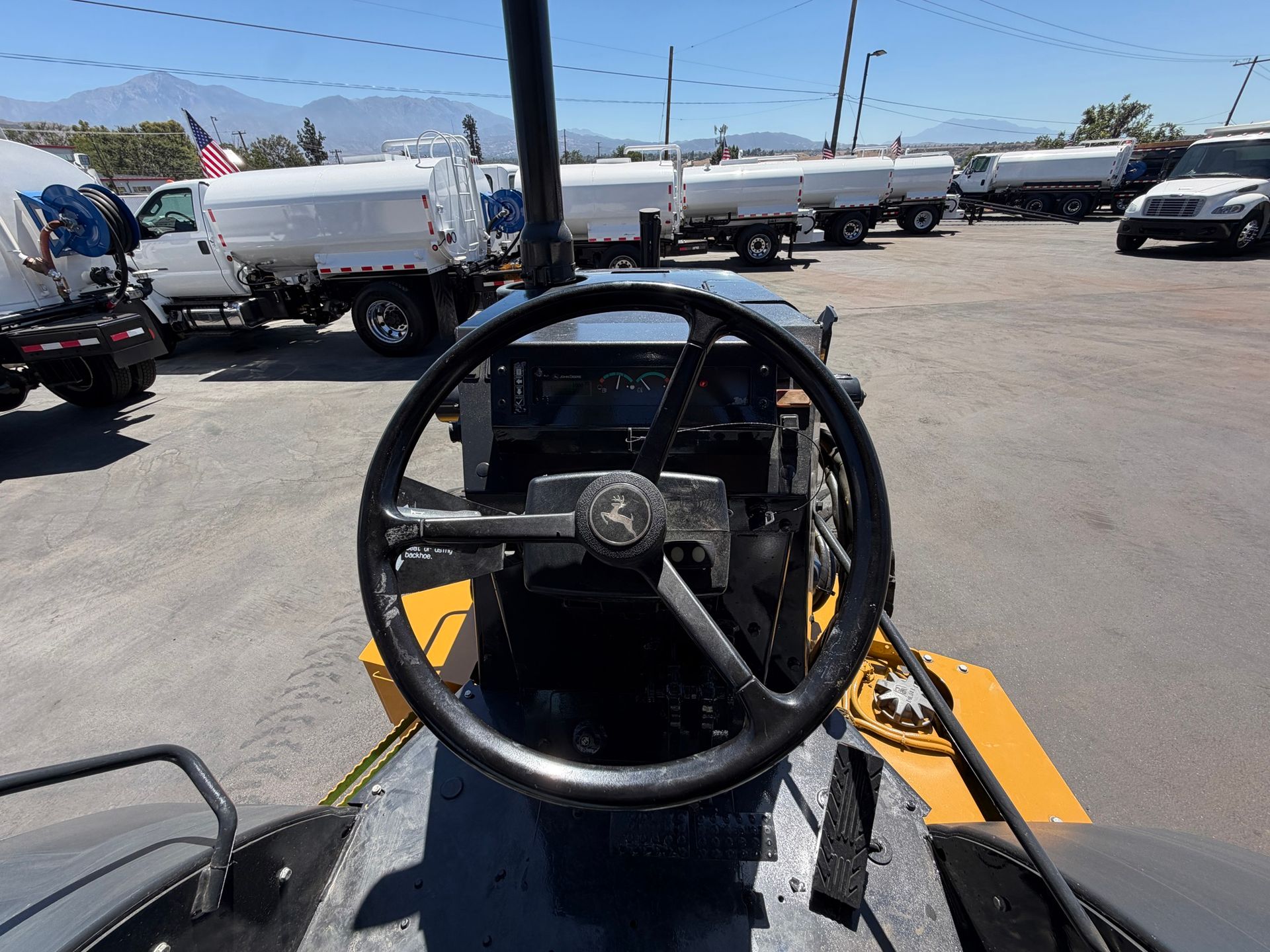 2018 John Deere 210LEP photo 13