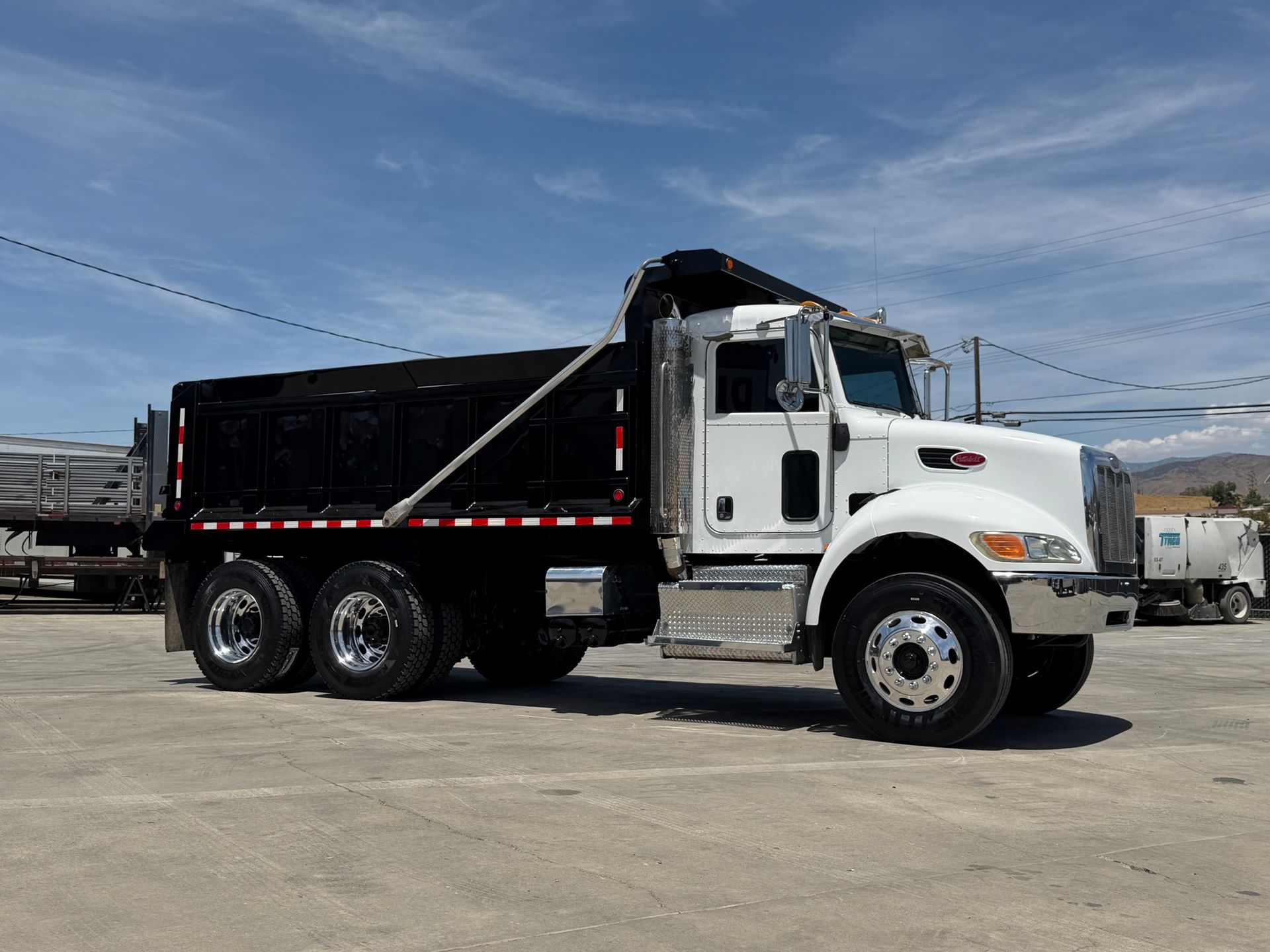 2012 Peterbilt 348 photo 6