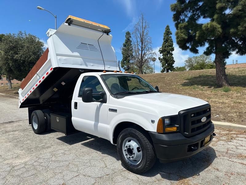 2006 Ford F-350 S.D. · photo 1 of 30