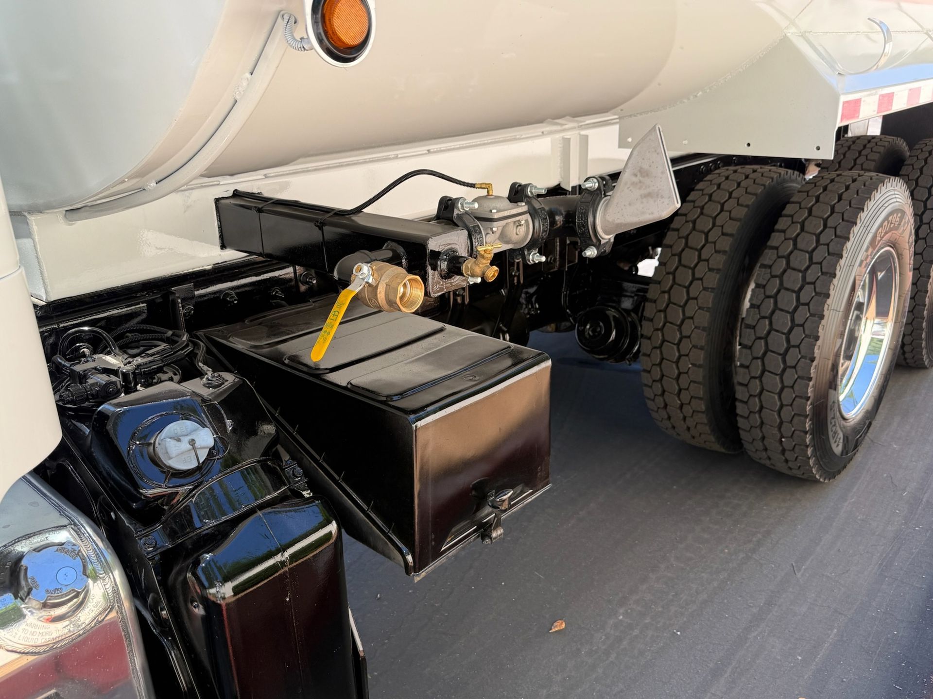 2016 Freightliner M2 photo 14