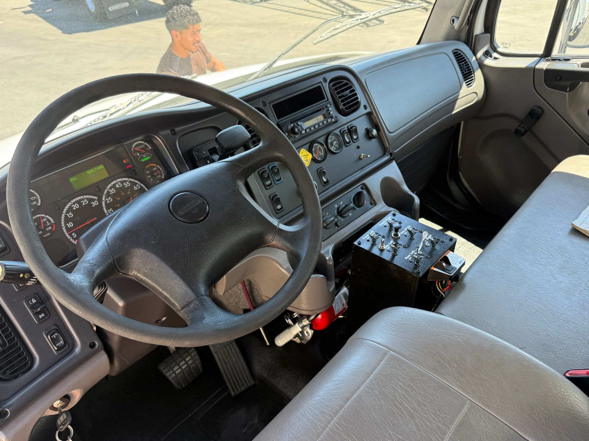 2016 Freightliner M2 photo 20