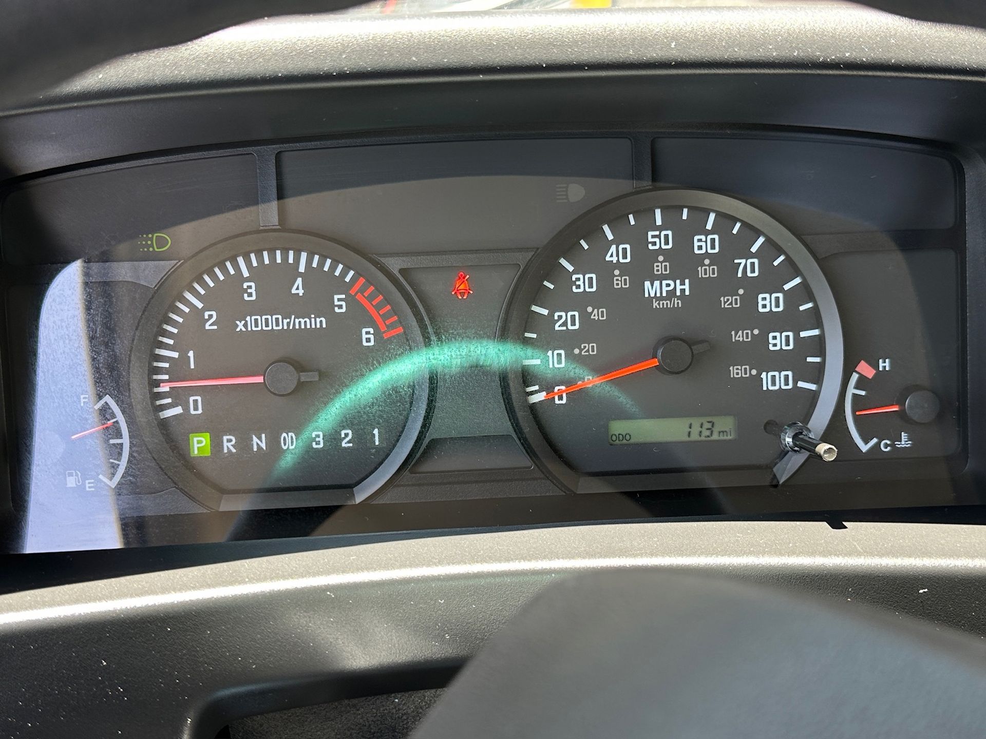 2025 Isuzu NQR photo 19