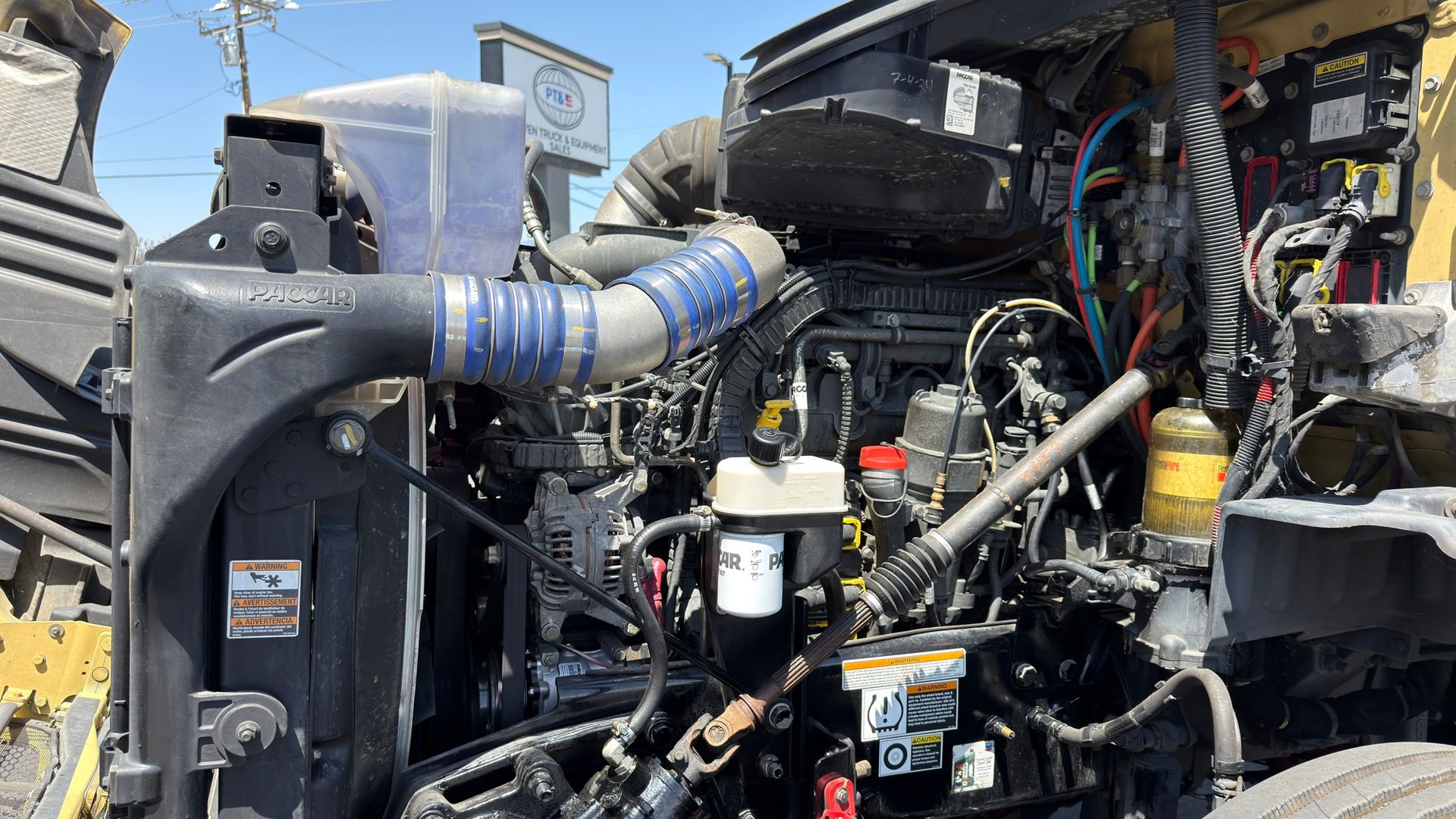 2020 Peterbilt 579 photo 15