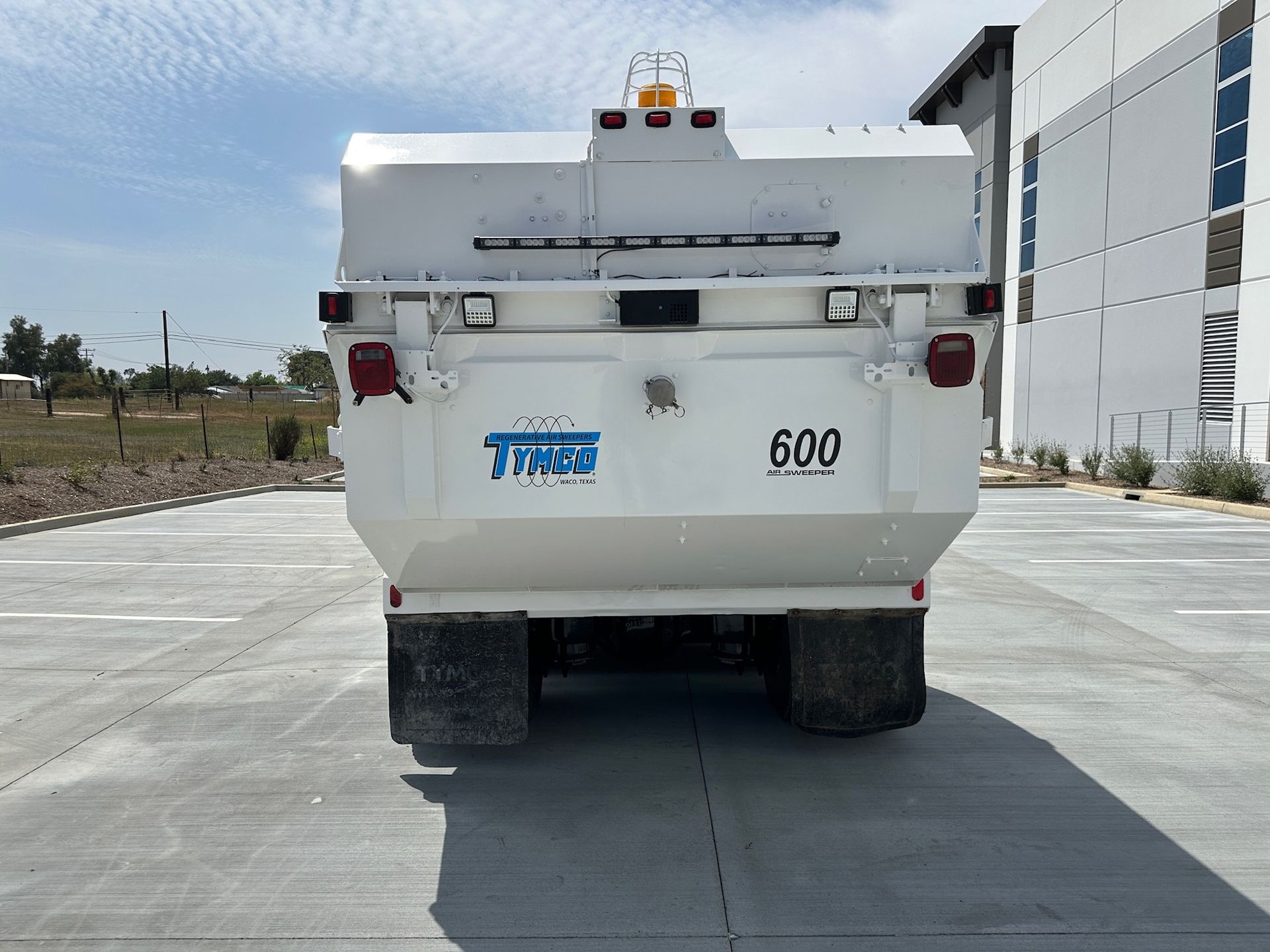 2018 Freightliner Tymco 600 photo 4
