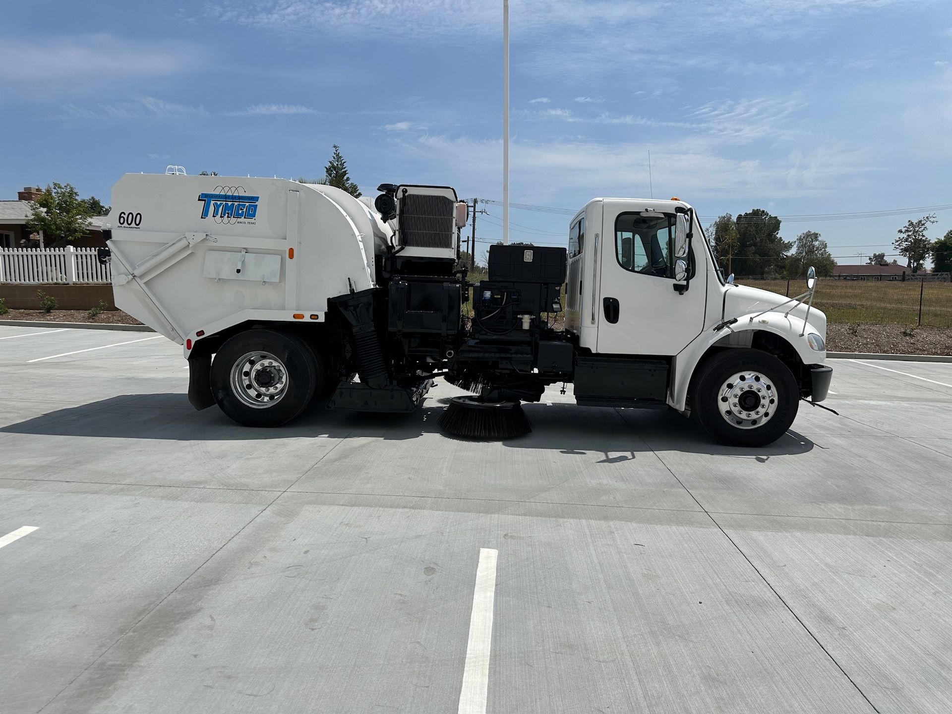 2018 Freightliner Tymco 600 photo 6
