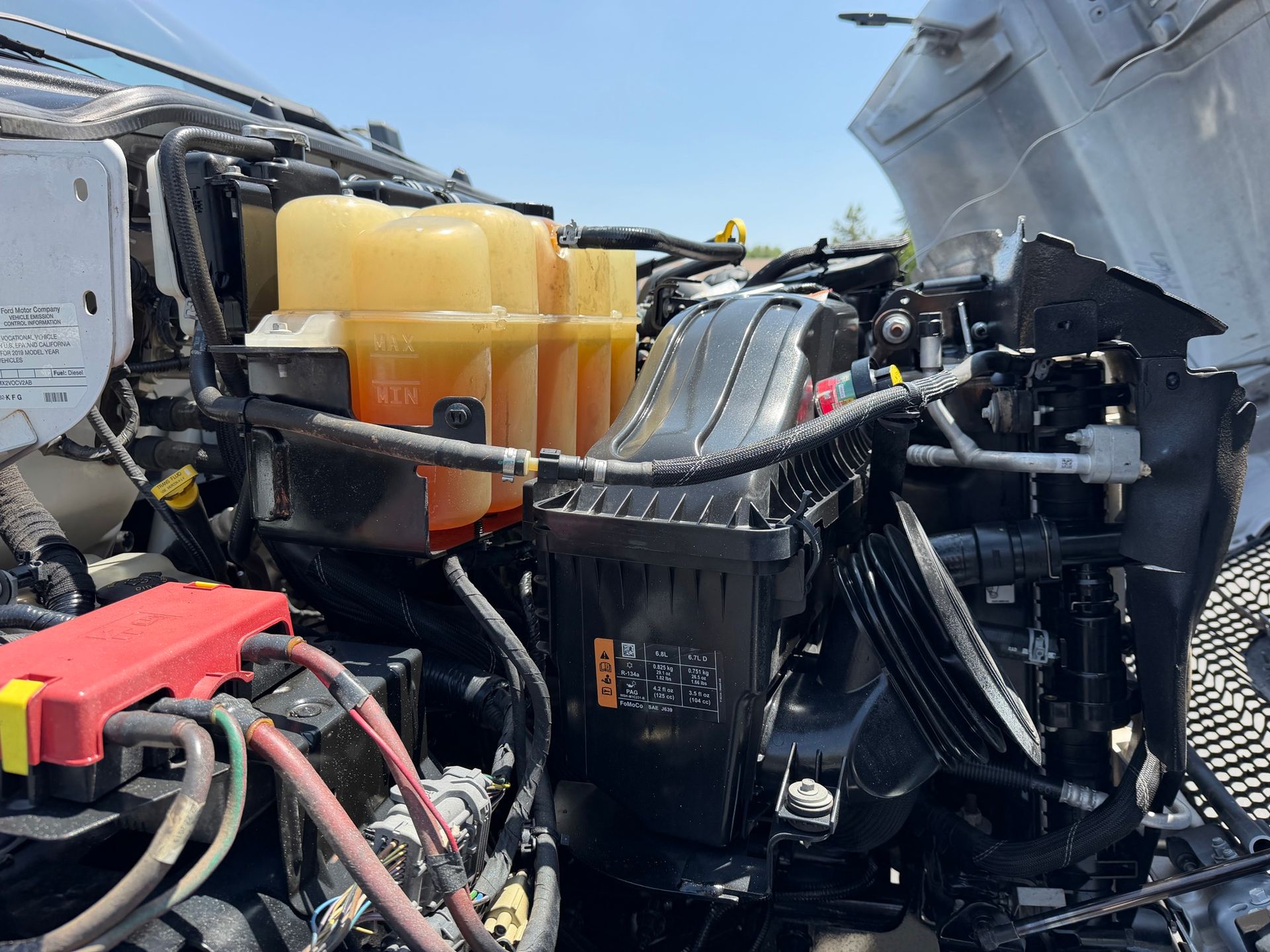 2019 Ford F750 photo 19