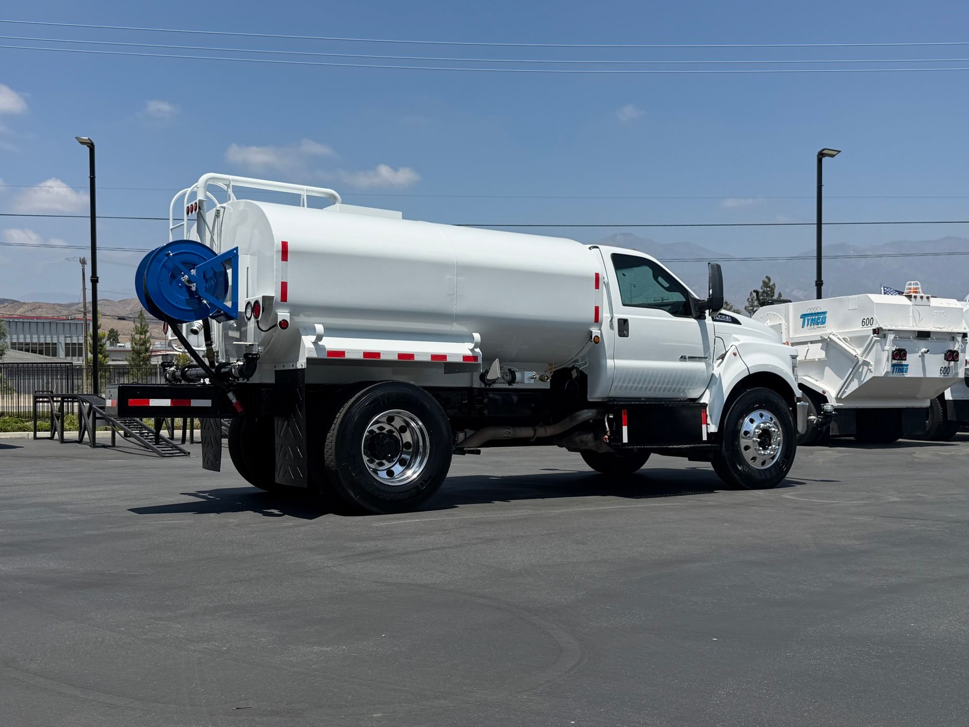 2019 Ford F750 photo 5
