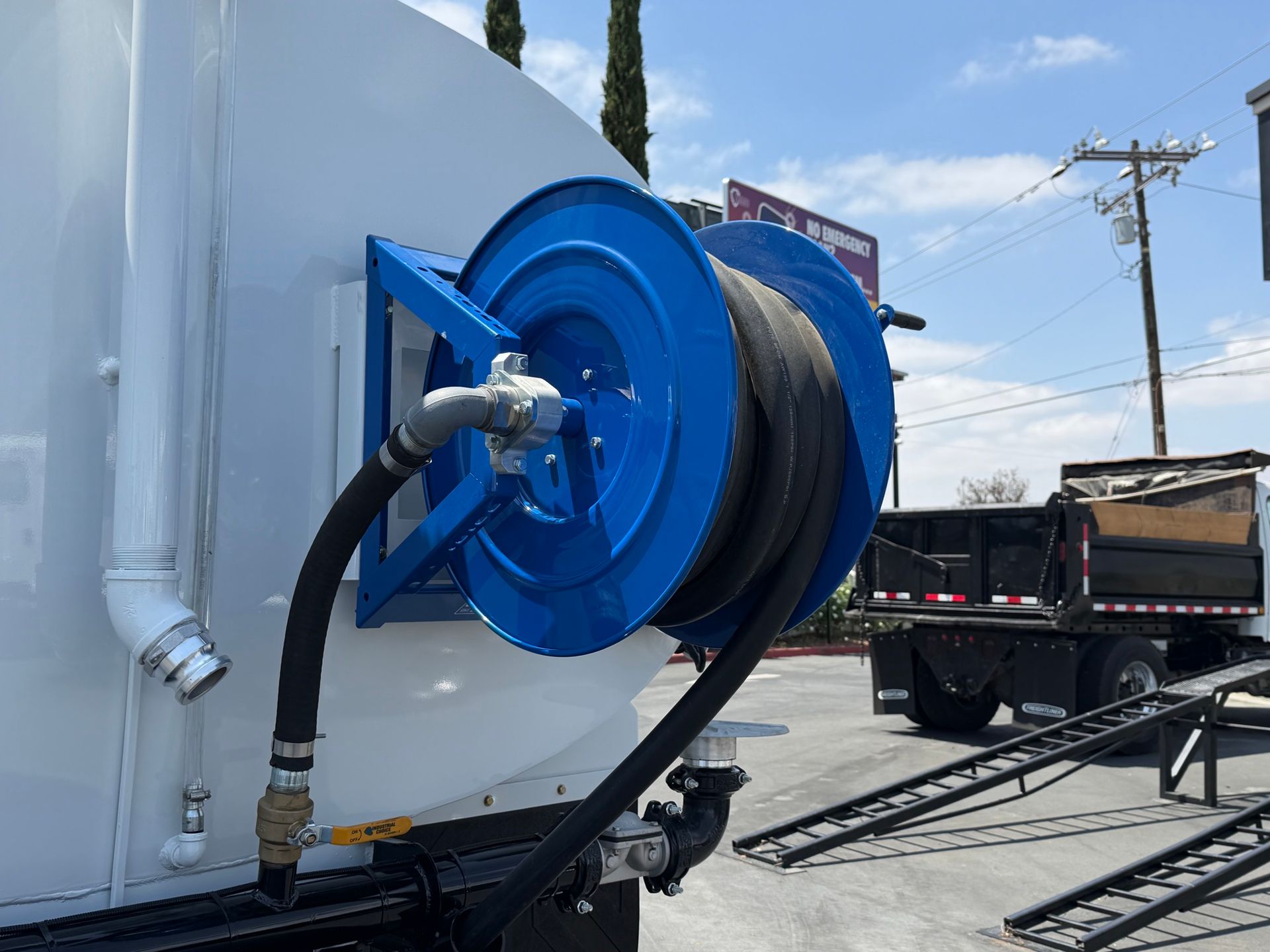 2019 Ford F750 photo 8