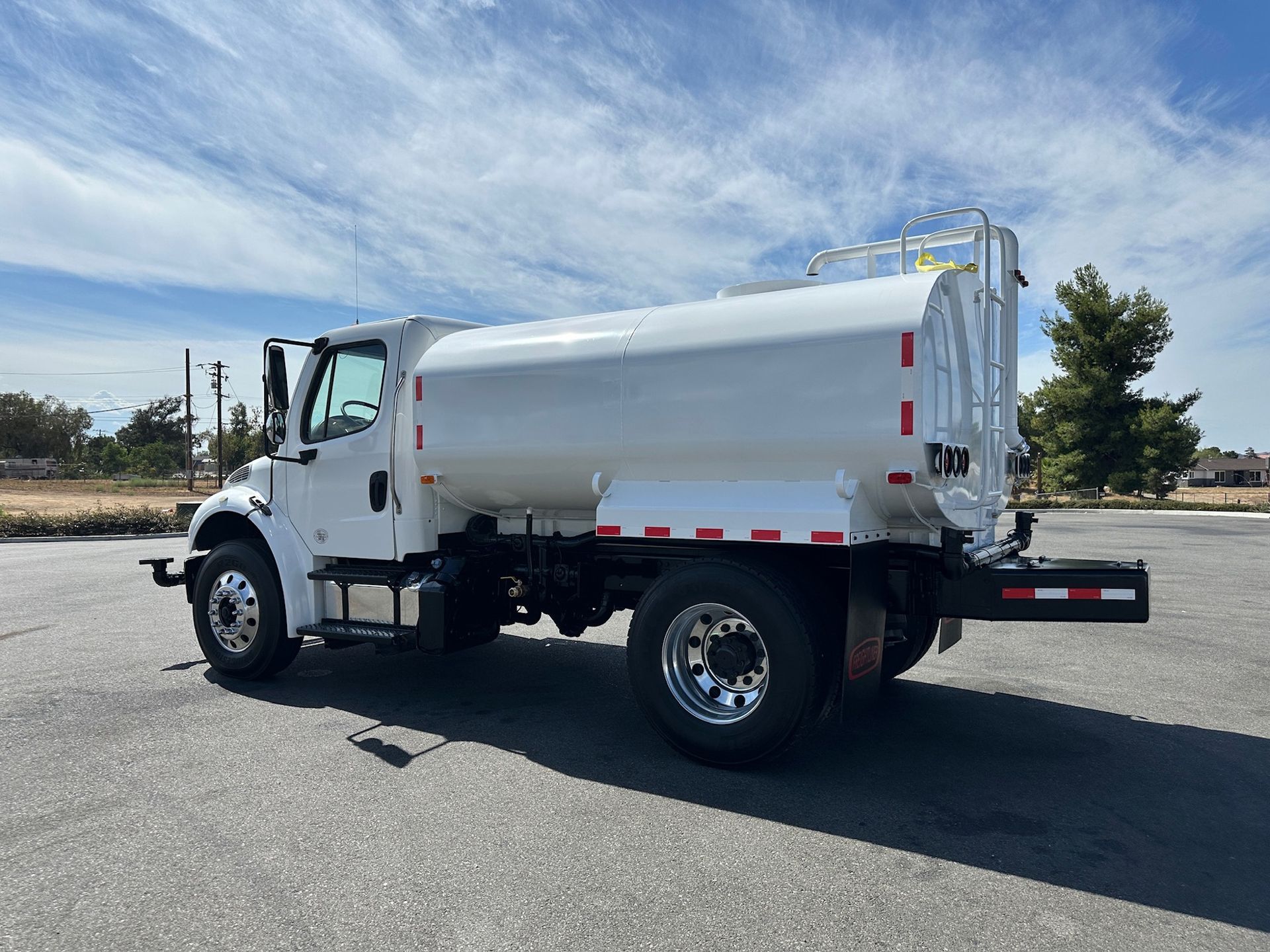 2016 Freightliner M2 photo 3