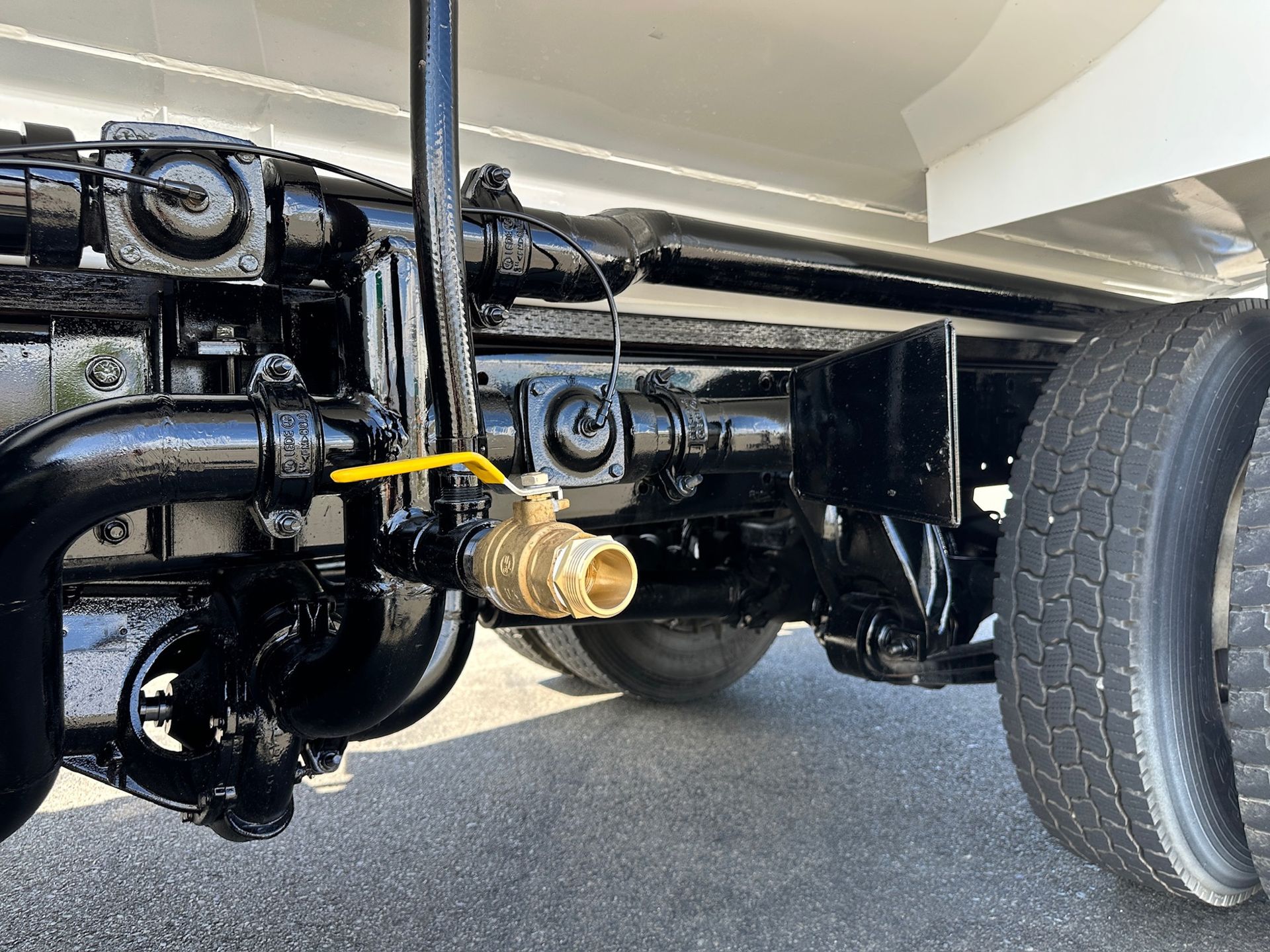 2016 Freightliner M2 photo 9
