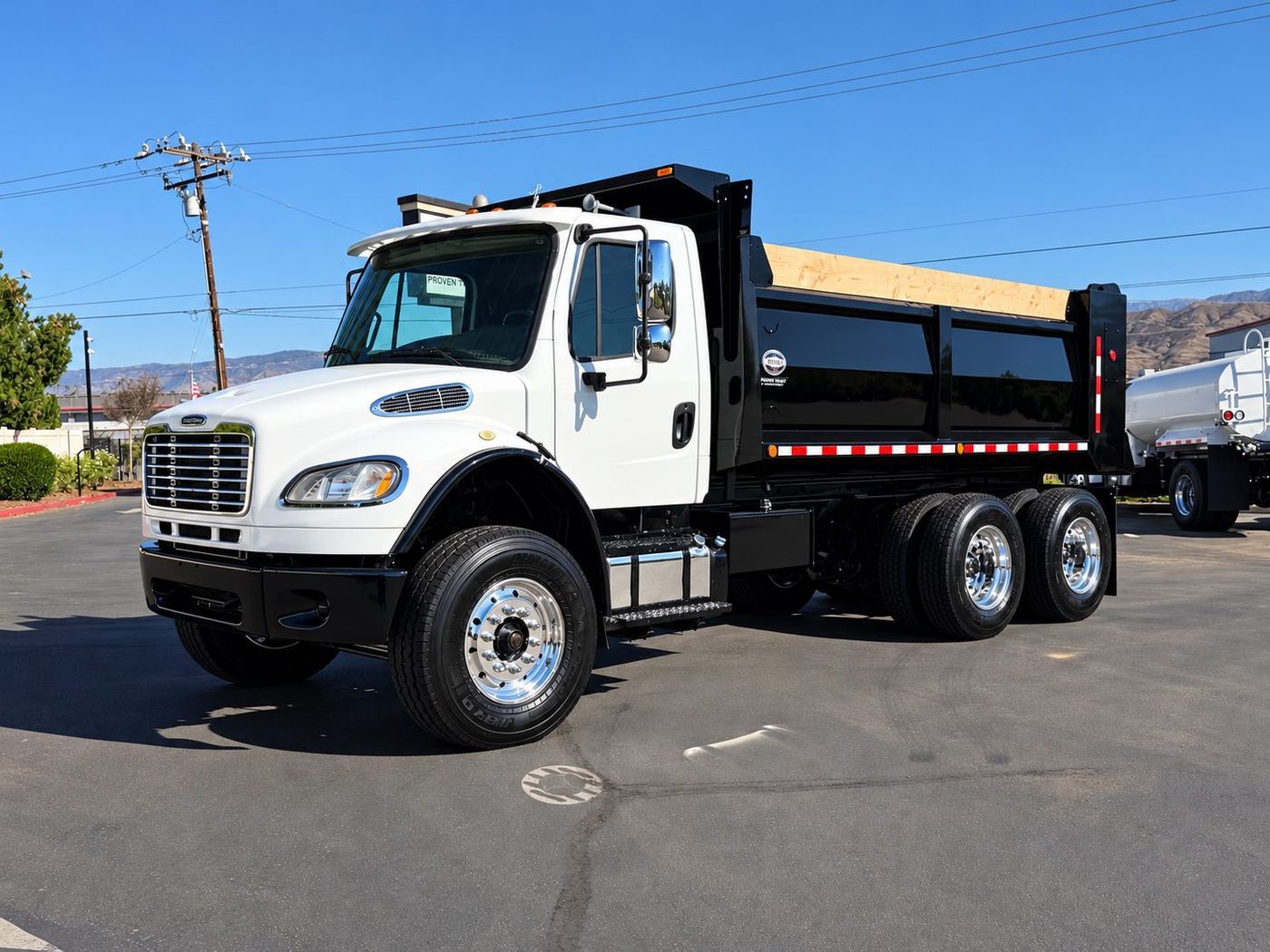 2017 Freightliner M2