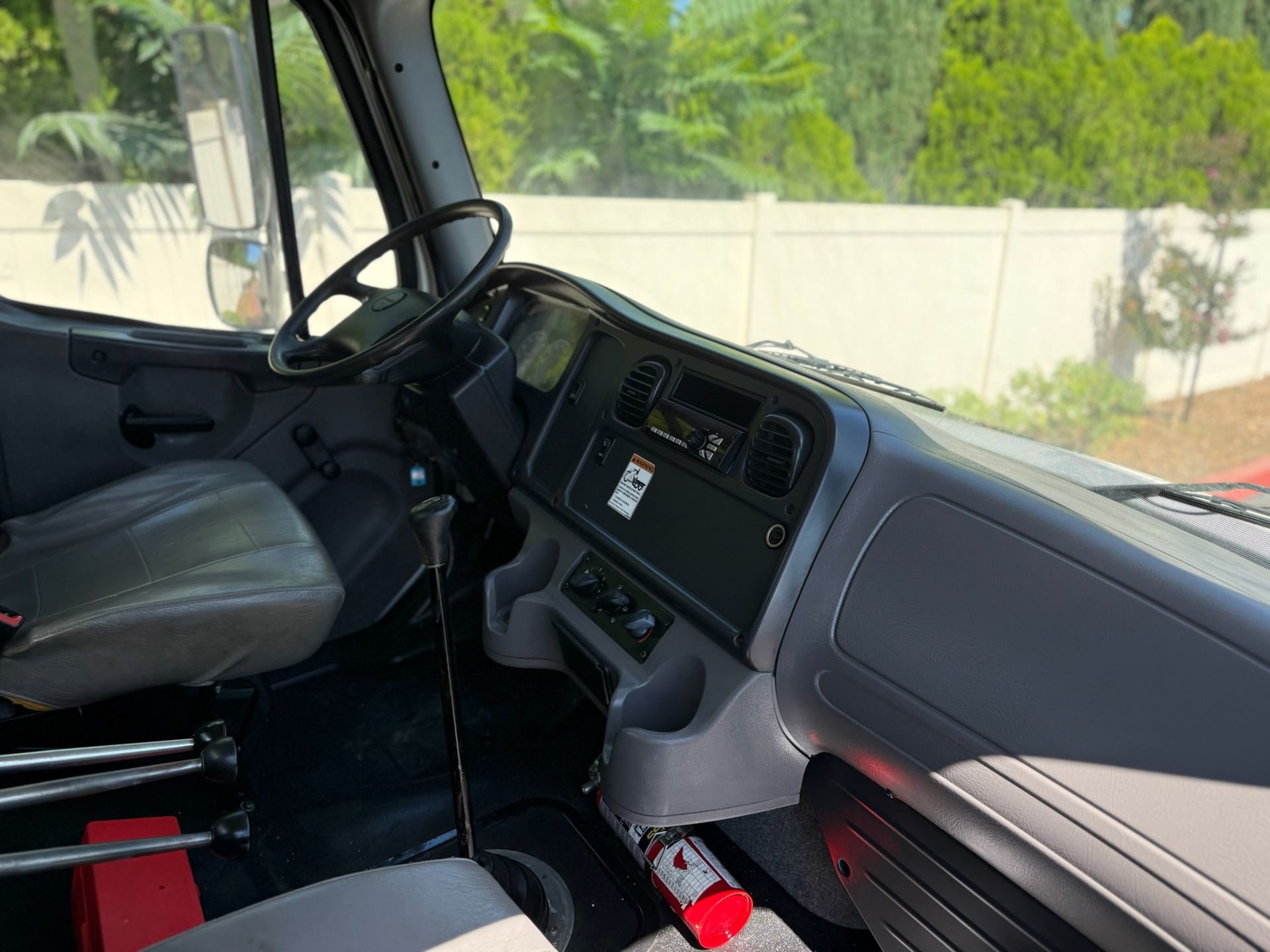 2018 Freightliner M2 photo 13
