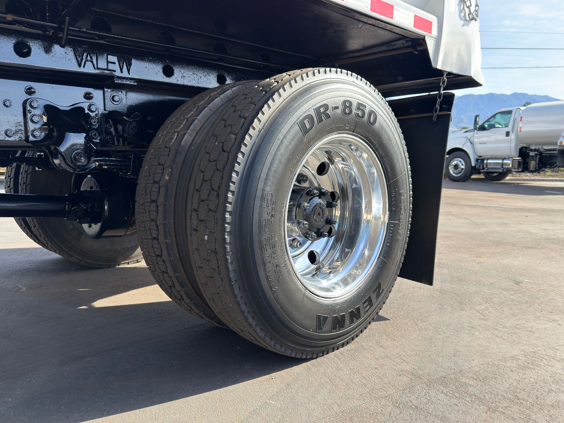 2014 Freightliner M2 photo 10