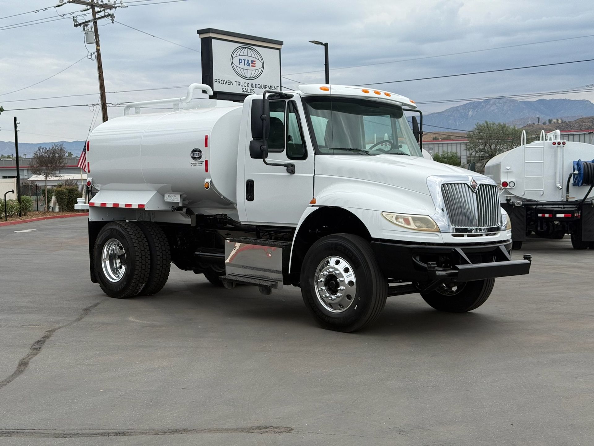 2015 International 4300 photo 6