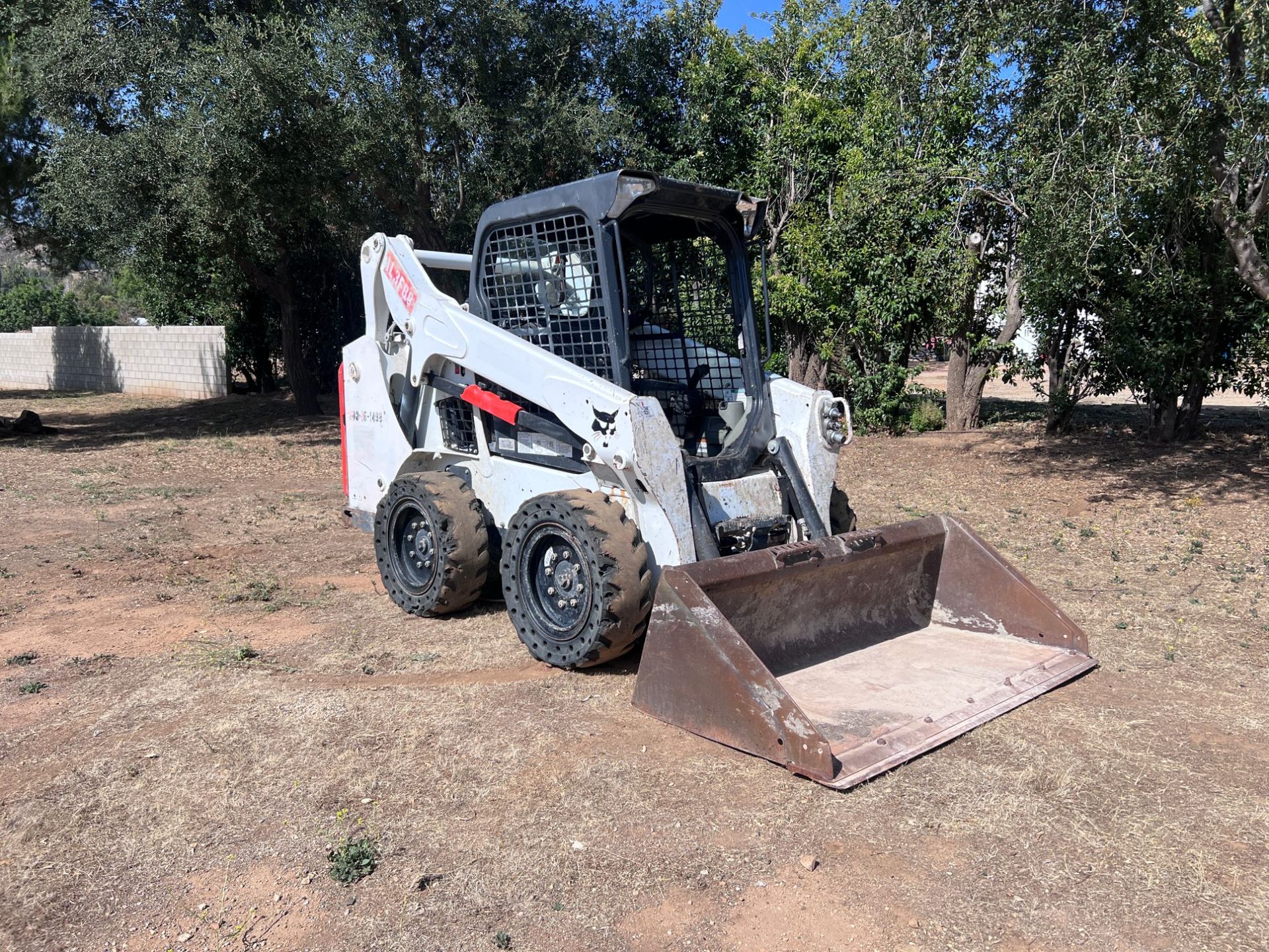 2017 Bobcat S570 photo 1