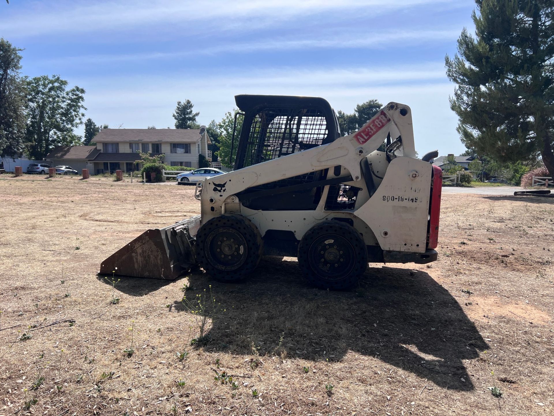 2017 Bobcat S570 photo 5