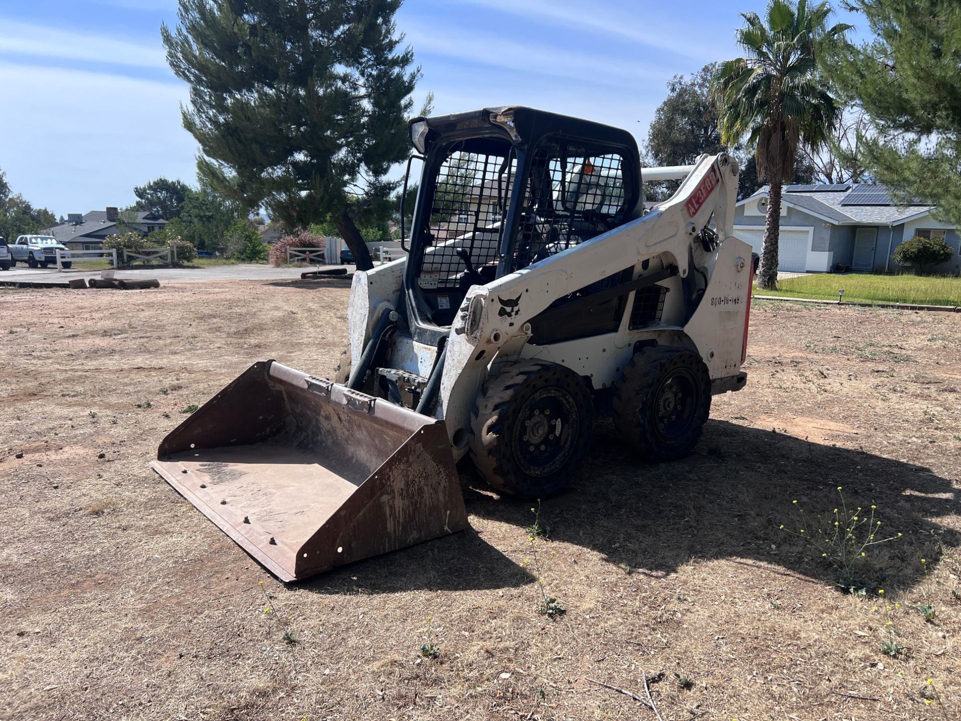 2017 Bobcat S570 photo 6