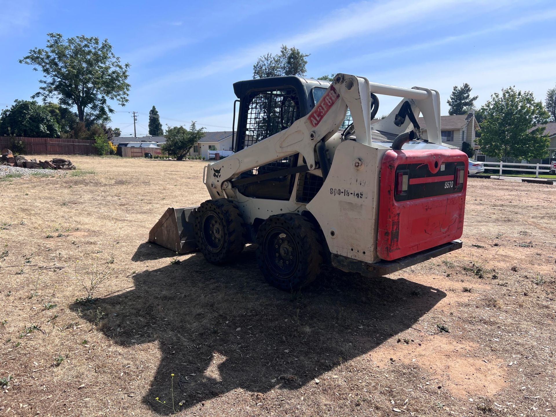 2017 Bobcat S570 photo 4