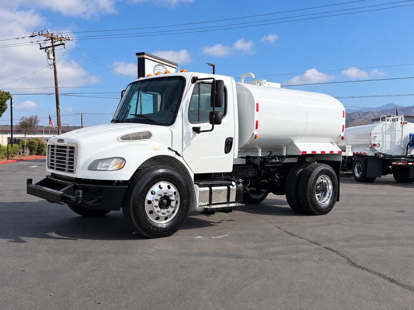 2017 Freightliner M2